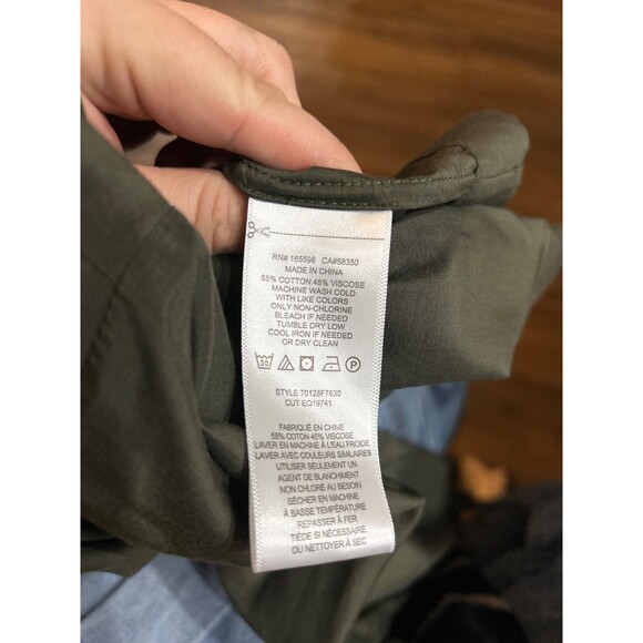 Equipment Femme Women’s Dahlia Crop Cotton Blend Button Up Shirt size S NWT - Picture 5 of 10